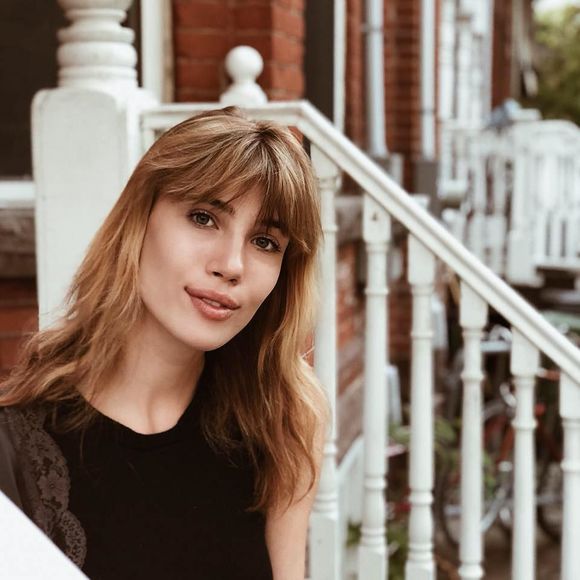 Meet your Posher, Anna - Picture 1 of 1